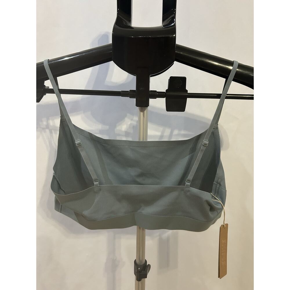 NWT SKIMS Women's Gray Sports Bra Size M - Picture 5 of 6